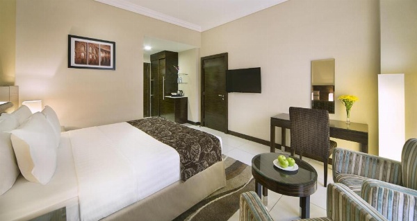 Gateway Hotel image 35